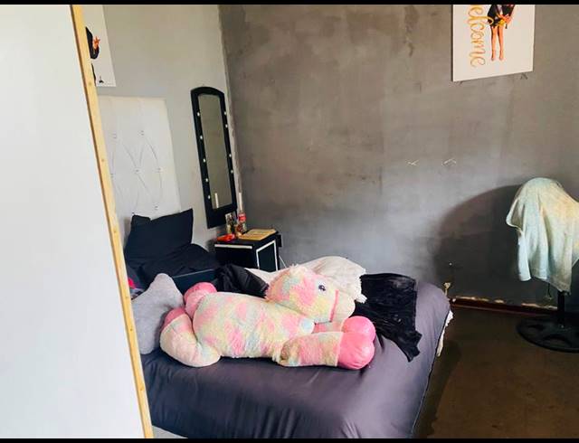 3 BEDROOM HOUSE FOR SALE IN KENSINGTON